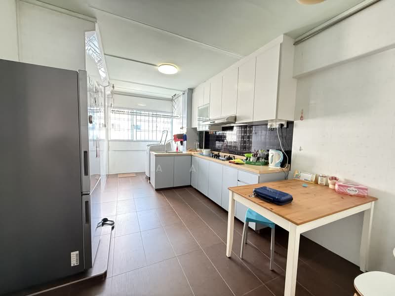 286 Yishun Avenue 6, 286 Yishun Avenue 6, 2 Bedrooms, 797 sqft, HDB Flat For Rent, by Chia Alexis, 500228083 - Kitchen - PropertyGuru.com.sg