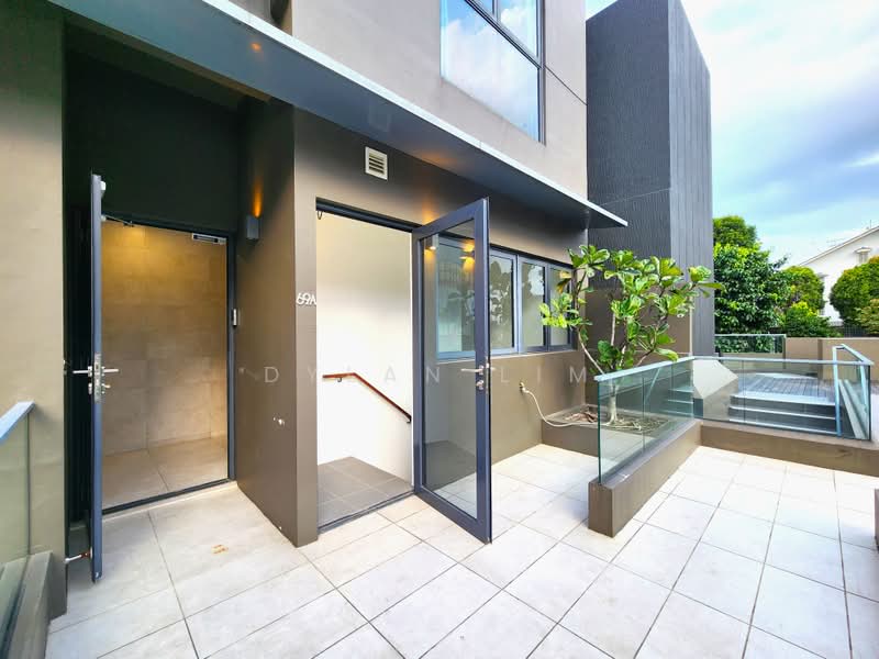Senyum Residences, 65A Jalan Senyum, 4 Bedrooms, 2,766 sqft, Cluster House For Sale, by Dylan Lim, 500228096 - Entrance - PropertyGuru.com.sg