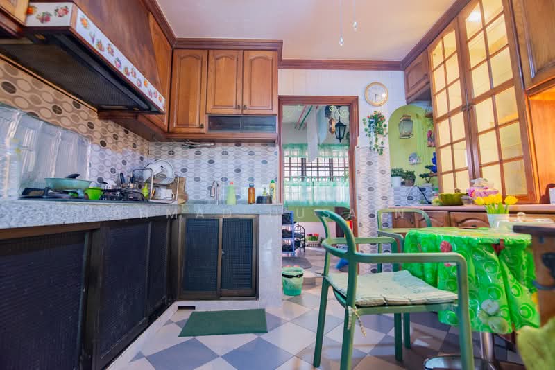 842H Tampines Street 82, 842H Tampines Street 82, 3 Bedrooms, 1,377 sqft, HDB Flat For Sale, by Ahmad Husaini, 500228097 - Kitchen - PropertyGuru.com.sg