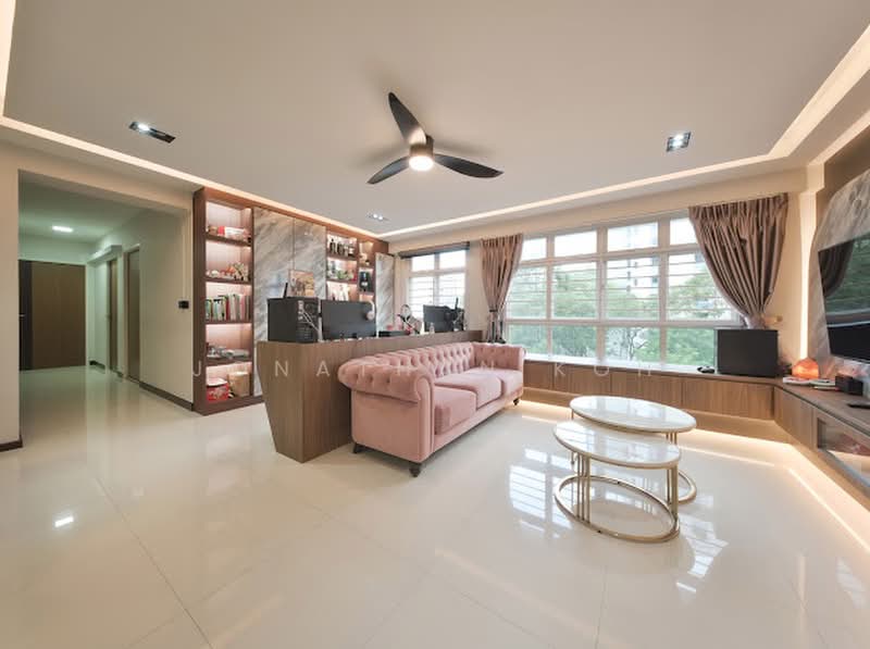 289A Compassvale Crescent, 289A Compassvale Crescent, 3 Bedrooms, 1,216 sqft, HDB Flat For Sale, by Jonathan Koh, 500228098 - Living Room - PropertyGuru.com.sg