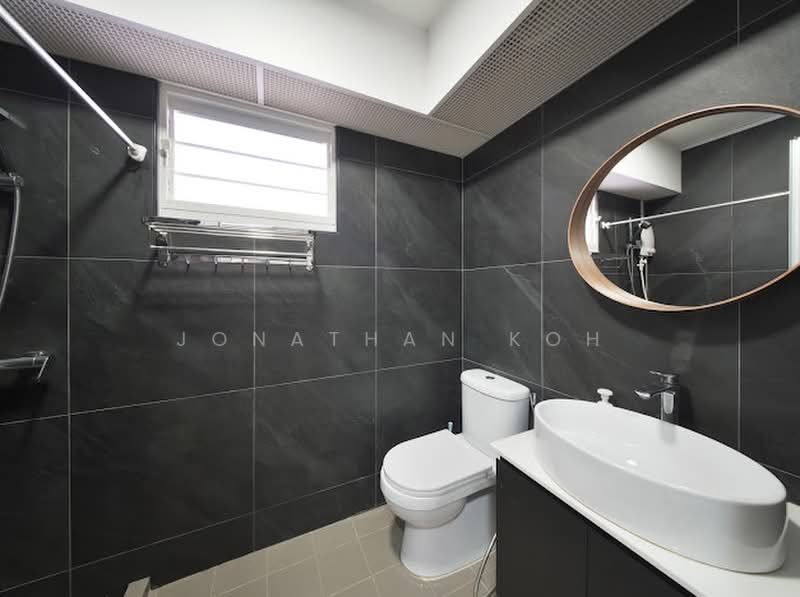 289A Compassvale Crescent, 289A Compassvale Crescent, 3 Bedrooms, 1,216 sqft, HDB Flat For Sale, by Jonathan Koh, 500228098 - Bathroom - PropertyGuru.com.sg