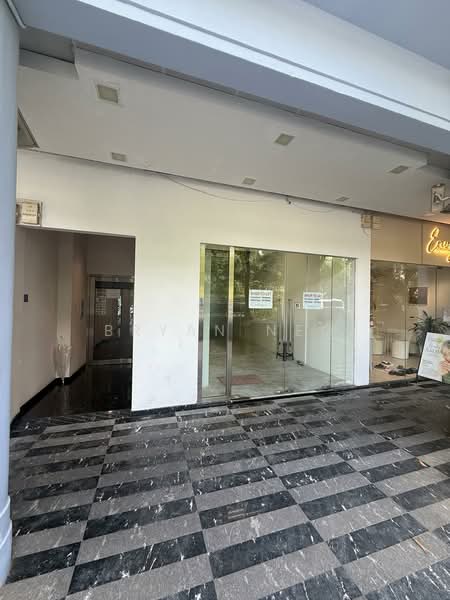 265 Outram Road, 265 Outram Road, Alexandra / Commonwealth, 976 sqft, Shop / Shophouse For Rent, by Bryan Neo, 500228100 - Exterior - CommercialGuru.com.sg