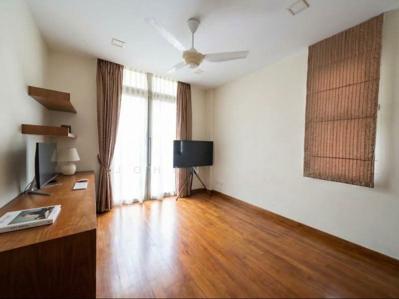 Spring Park Estate, Primrose Avenue, 4 Bedrooms, 3,800 sqft, Semi-Detached House For Rent, by Johan Koh, 500228102 - Study - PropertyGuru.com.sg