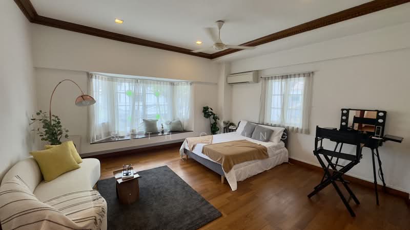 Gentle Villas, 74 Gentle Drive, 5 Bedrooms, 2,900 sqft, Detached House For Sale, by Seth Chung, 500228109 - Bedroom - PropertyGuru.com.sg