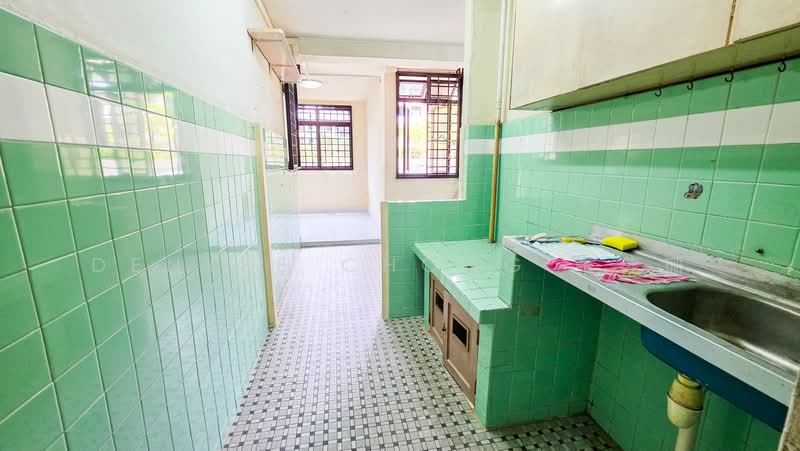 93 Commonwealth Drive, 93 Commonwealth Drive, 2 Bedrooms, 646 sqft, HDB Flat For Sale, by Denyse Chong 张芸珊, 500228125 - Kitchen - PropertyGuru.com.sg