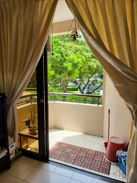 Bayshore Park, 50 Bayshore Road, Bedok / Upper East Coast, 2 Bedrooms, 936 sqft, Condominium For Sale, by Edwin Kheng, 500228130 - Balcony - PropertyGuru.com.sg