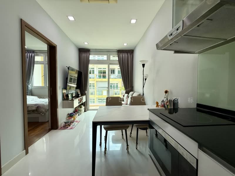 Parc Rosewood, 95 Rosewood Drive, 1 Bedroom, 431 sqft, Condominium For Sale, by Robert Peng 彭润标, 500228136 - Living Room - PropertyGuru.com.sg