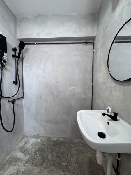 662 Yishun Avenue 4, 662 Yishun Avenue 4, 3 Bedrooms, 904 sqft, HDB Flat For Sale, by Sean Tan, 500228140 - Bathroom - PropertyGuru.com.sg