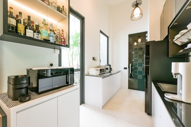 Foresque Residences, 101 Petir Road, 3 Bedrooms, 1,528 sqft, Condominium For Sale, by Victor Tan, 500228149 - Kitchen - PropertyGuru.com.sg