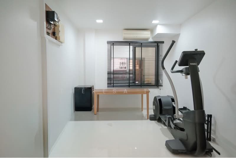 Tosca Terrace, Tosca Street, 3 Bedrooms, 2,300 sqft, Terraced House For Sale, by Theresa Tay, 500228150 - PropertyGuru.com.sg