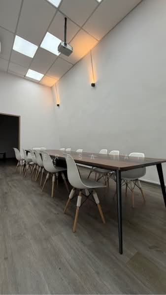 LHK Building, 701 Sims Drive, , Light Industrial (B1) For Sale, by Theresa Tay, 500228151 - CommercialGuru.com.sg