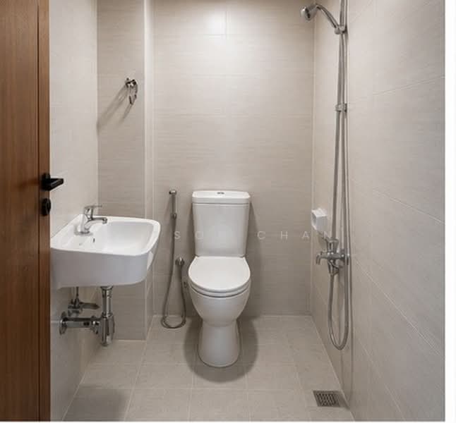 Palm Gardens, 3 Hong San Walk, 3 Bedrooms, 1,206 sqft, Condominium For Sale, by Carson Chan, 500228152 - Bathroom - PropertyGuru.com.sg