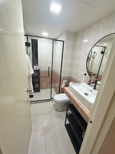 Teresa Ville, 1001 Lower Delta Road, Room Rental, 120 sqft, Condominium For Rent, by Connie Seah, 500228153 - PropertyGuru.com.sg