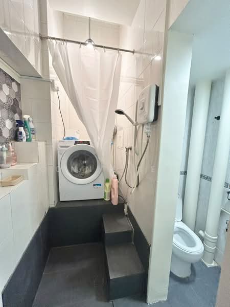 Teresa Ville, 1001 Lower Delta Road, Room Rental, 120 sqft, Condominium For Rent, by Connie Seah, 500228153 - PropertyGuru.com.sg