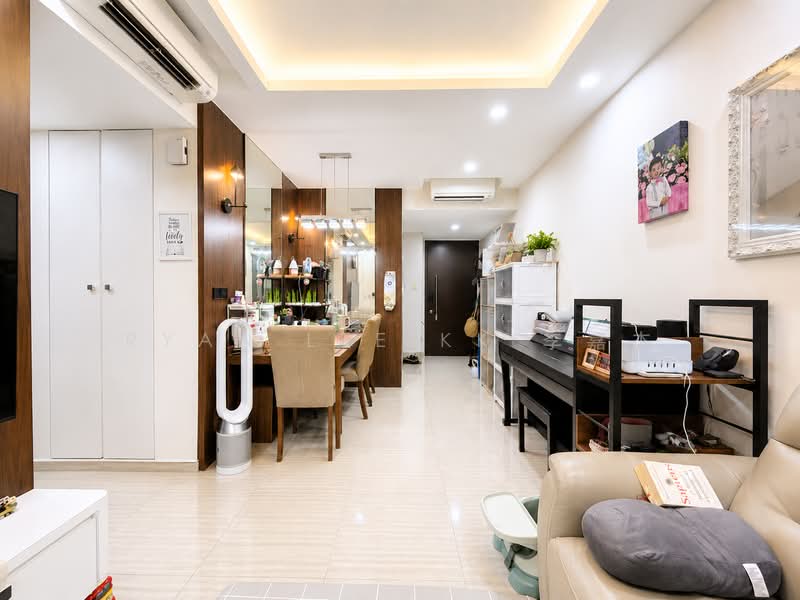 The Brownstone, 150 Canberra Drive, 3 Bedrooms, 883 sqft, Executive Condominium For Sale, by Ryan Lee KK 李嘉杰, 500228156 - Living Room - PropertyGuru.com.sg
