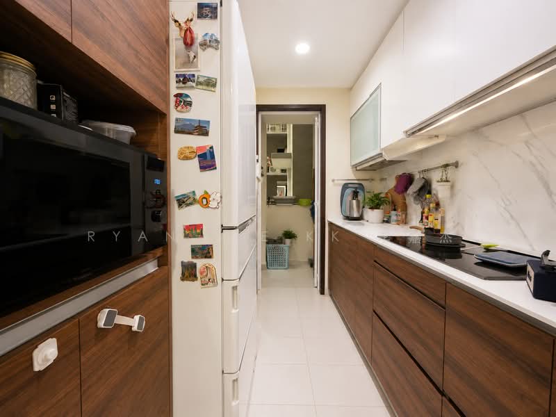 The Brownstone, 150 Canberra Drive, 3 Bedrooms, 883 sqft, Executive Condominium For Sale, by Ryan Lee KK 李嘉杰, 500228156 - Kitchen - PropertyGuru.com.sg