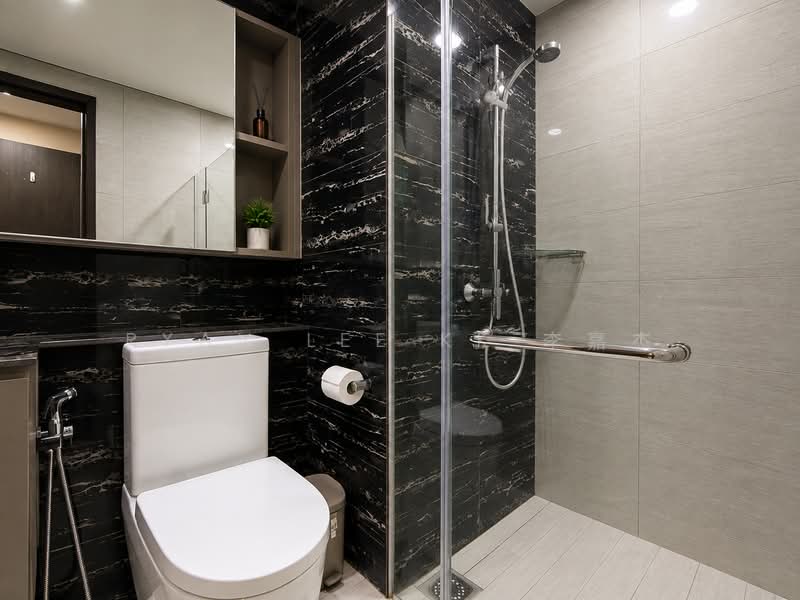 The Brownstone, 150 Canberra Drive, 3 Bedrooms, 883 sqft, Executive Condominium For Sale, by Ryan Lee KK 李嘉杰, 500228156 - Bathroom - PropertyGuru.com.sg