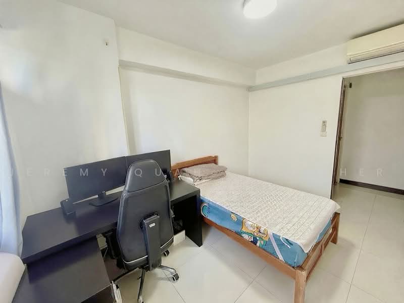 416A Fernvale Link, 416A Fernvale Link, 3 Bedrooms, 1,216 sqft, HDB Flat For Sale, by Jeremy Quah Chen Cher, 500228158 - Bedroom - PropertyGuru.com.sg
