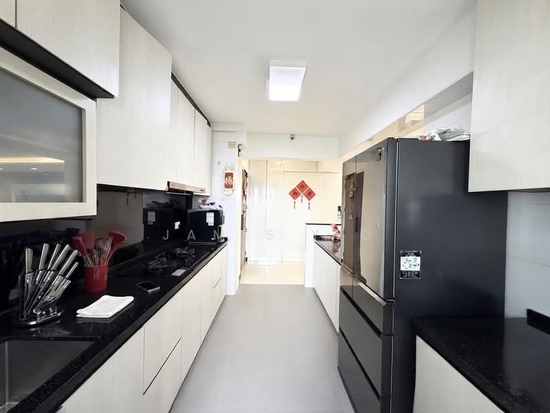 287B Compassvale Crescent, 287B Compassvale Crescent, 3 Bedrooms, 1,216 sqft, HDB Flat For Sale, by James Yeo, 500228161 - Kitchen - PropertyGuru.com.sg