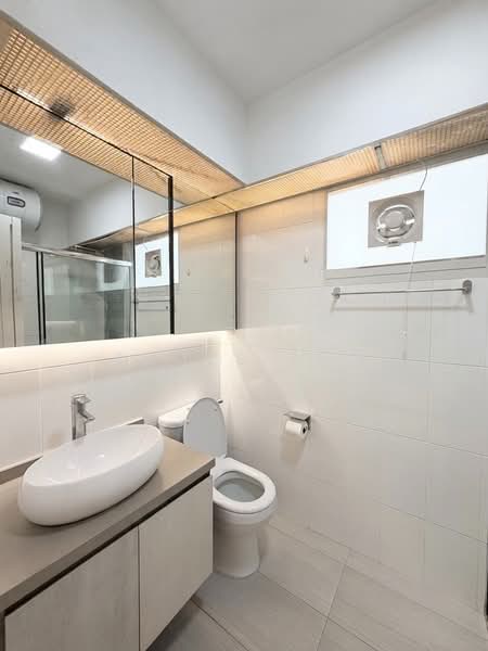 287B Compassvale Crescent, 287B Compassvale Crescent, 3 Bedrooms, 1,216 sqft, HDB Flat For Sale, by James Yeo, 500228161 - Bathroom - PropertyGuru.com.sg