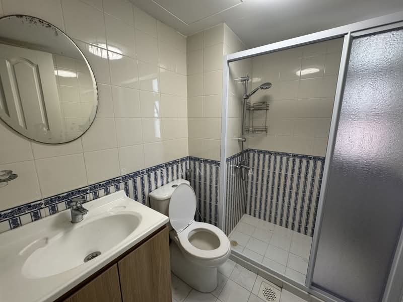 Pandan Valley, 1 Pandan Valley, Room Rental, 60 sqft, Condominium For Rent, by Susan Lai, 500228184 - Bathroom - PropertyGuru.com.sg