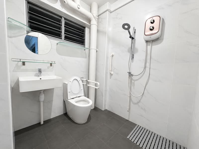 5 Toh Yi Drive, 5 Toh Yi Drive, Room Rental, 140 sqft, HDB Flat For Rent, by Cleon Lim, 500228191 - Bathroom - PropertyGuru.com.sg