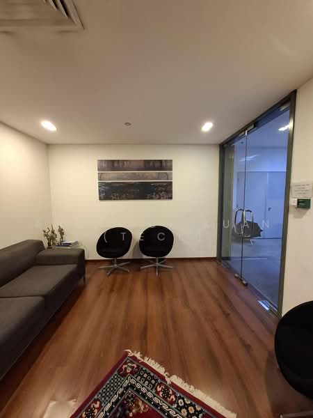 211 Henderson, 211 Henderson Road, Alexandra / Commonwealth, 4,467 sqft, Light Industrial (B1) For Rent, by Ang Teck Kuan (Teck), 500228202 - Reception - CommercialGuru.com.sg