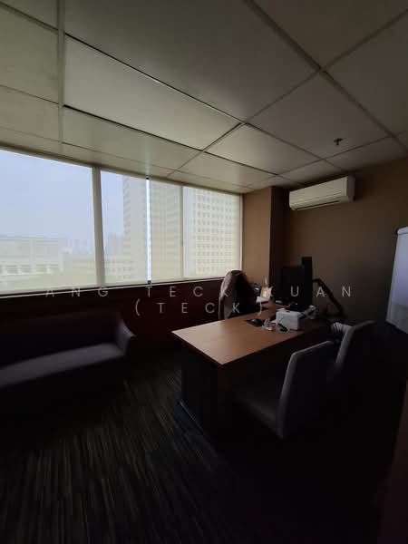 211 Henderson, 211 Henderson Road, Alexandra / Commonwealth, 4,467 sqft, Light Industrial (B1) For Rent, by Ang Teck Kuan (Teck), 500228202 - Private Office - CommercialGuru.com.sg