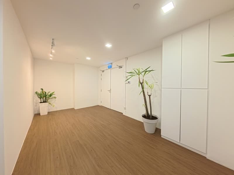 Oxley BizHub 2, 62 Ubi Road 1, 1,905 sqft, Light Industrial (B1) For Sale, by Li Rong Teh, 500228203 - CommercialGuru.com.sg