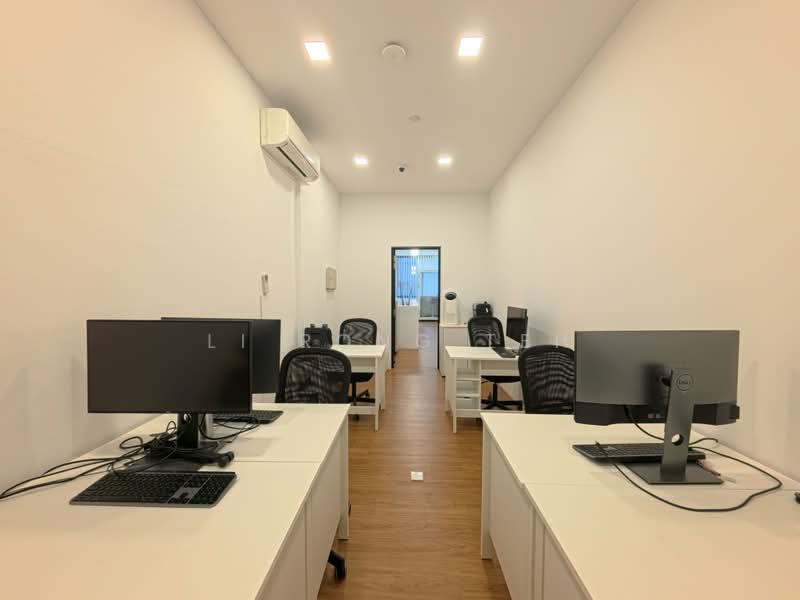 Oxley BizHub 2, 62 Ubi Road 1, 1,905 sqft, Light Industrial (B1) For Sale, by Li Rong Teh, 500228203 - CommercialGuru.com.sg