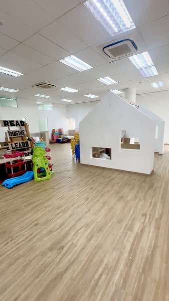 Serangoon Road, St Michael’s Place, 14,424 sqft, Other Retail For Rent, by Lawrence Tan, 500228220 - Interior - CommercialGuru.com.sg