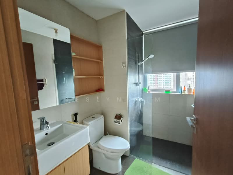 The Interweave, 21 Kim Keat Road, 1 Bedroom, 441 sqft, Condominium For Rent, by Jeslyn Lim, 500228221 - Bathroom - PropertyGuru.com.sg