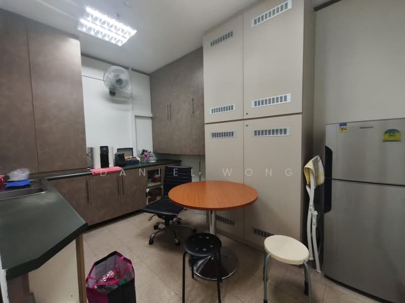 Paya Ubi Industrial Park, 51 Ubi Avenue 1, 3,516 sqft, Light Industrial (B1) For Sale, by Daniel Wong, 500228222 - Kitchen - CommercialGuru.com.sg