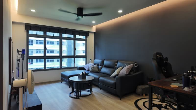 622A Tampines Avenue 12, 622A Tampines Avenue 12, 3 Bedrooms, 1,001 sqft, HDB Flat For Sale, by Samuel Ong, 500228224 - Living Room - PropertyGuru.com.sg