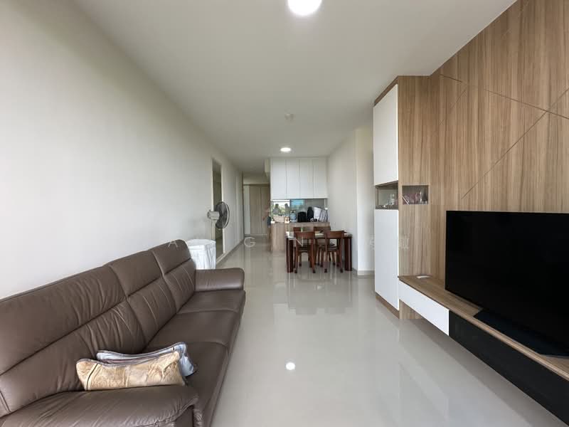 Treasure at Tampines, 37 Tampines Lane, Pasir Ris / Tampines, 3 Bedrooms, 1,087 sqft, Condominium For Sale, by Ray Gin 芮儆, 500228227 - Living Room - PropertyGuru.com.sg