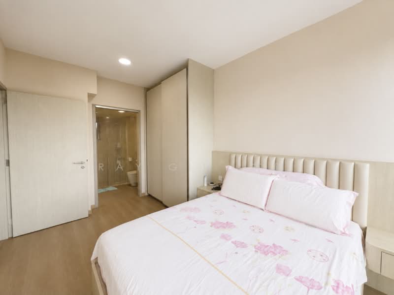 Treasure at Tampines, 37 Tampines Lane, Pasir Ris / Tampines, 3 Bedrooms, 1,087 sqft, Condominium For Sale, by Ray Gin 芮儆, 500228227 - Bedroom - PropertyGuru.com.sg