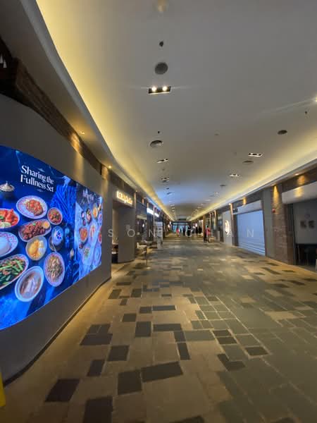 Icon Village, 12 Gopeng Street, 474 sqft, Mall Shop For Rent, by Kitson Chan, 500228228 - Corridor - CommercialGuru.com.sg