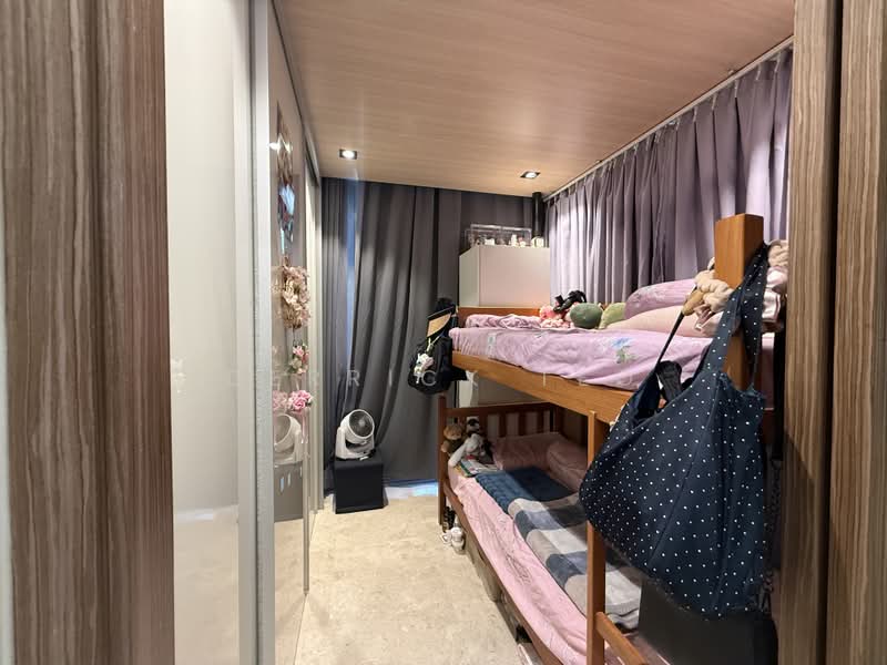 Woodhaven, 75 Woodgrove Avenue, 1 Bedroom, 635 sqft, Condominium For Sale, by Derrick Teo, 500228231 - Bedroom - PropertyGuru.com.sg