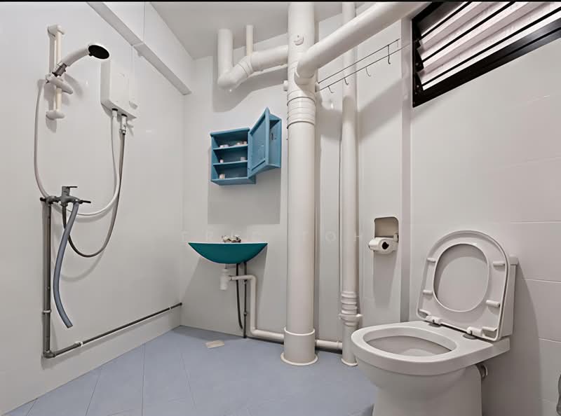 111 Yishun Ring Road, 111 Yishun Ring Road, 2 Bedrooms, 721 sqft, HDB Flat For Sale, by Eric Toh, 500228256 - Bathroom - PropertyGuru.com.sg