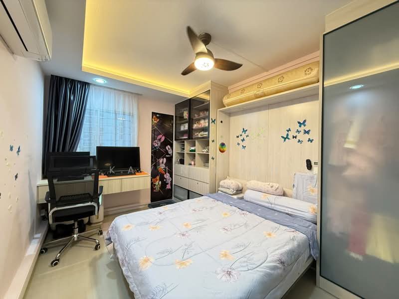 803 Woodlands Street 81, 803 Woodlands Street 81, Admiralty / Woodlands, 6 Bedrooms, 2,034 sqft, HDB Flat For Sale, by Kavin Kuah, 500228263 - Bedroom - PropertyGuru.com.sg