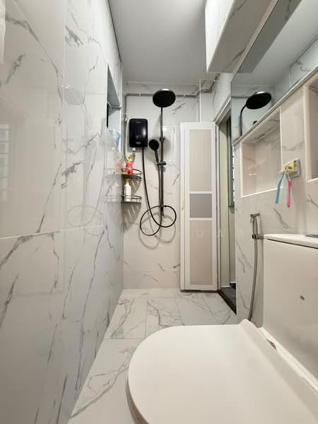 803 Woodlands Street 81, 803 Woodlands Street 81, Admiralty / Woodlands, 6 Bedrooms, 2,034 sqft, HDB Flat For Sale, by Kavin Kuah, 500228263 - Bathroom - PropertyGuru.com.sg