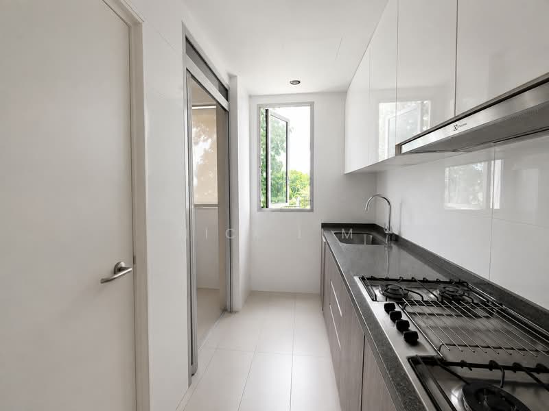 CityLife @ Tampines, 59 Tampines Central 7, 4 Bedrooms, 1,378 sqft, Executive Condominium For Sale, by Nick Lim, 500228273 - Kitchen - PropertyGuru.com.sg