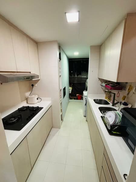The Quartz, 59 Compassvale Bow, 3 Bedrooms, 1,130 sqft, Condominium For Sale, by Angie Lim, 500228279 - Kitchen - PropertyGuru.com.sg