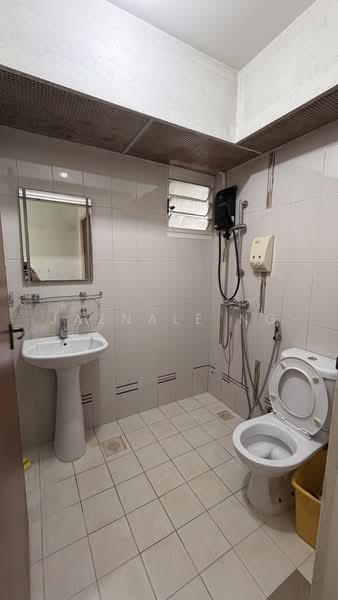 10A Boon Tiong Road, 10A Boon Tiong Road, Room Rental, 120 sqft, HDB Flat For Rent, by Jaznale Ng, 500228280 - Bathroom - PropertyGuru.com.sg