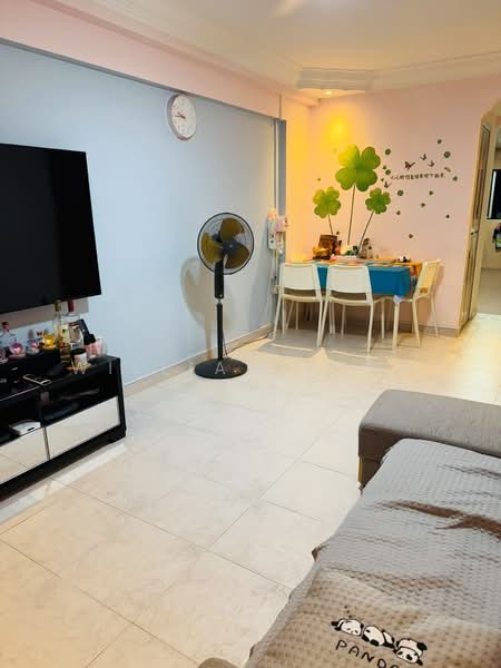 112 Aljunied Crescent, 112 Aljunied Crescent, 2 Bedrooms, 721 sqft, HDB Flat For Sale, by William Yong, 500228282 - Living Room - PropertyGuru.com.sg