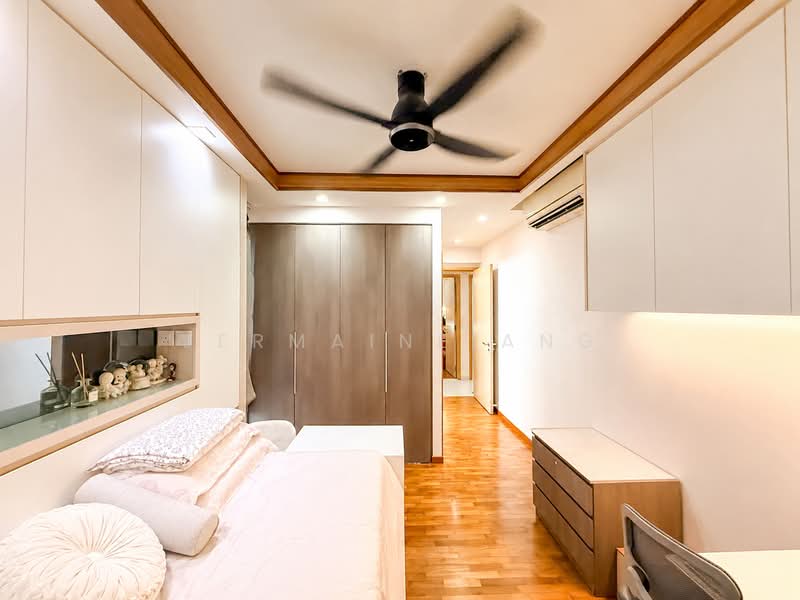 Esparina Residences, 125 Compassvale Bow, 3 Bedrooms, 1,001 sqft, Executive Condominium For Sale, by Jermaine Ang, 500228284 - Bedroom - PropertyGuru.com.sg
