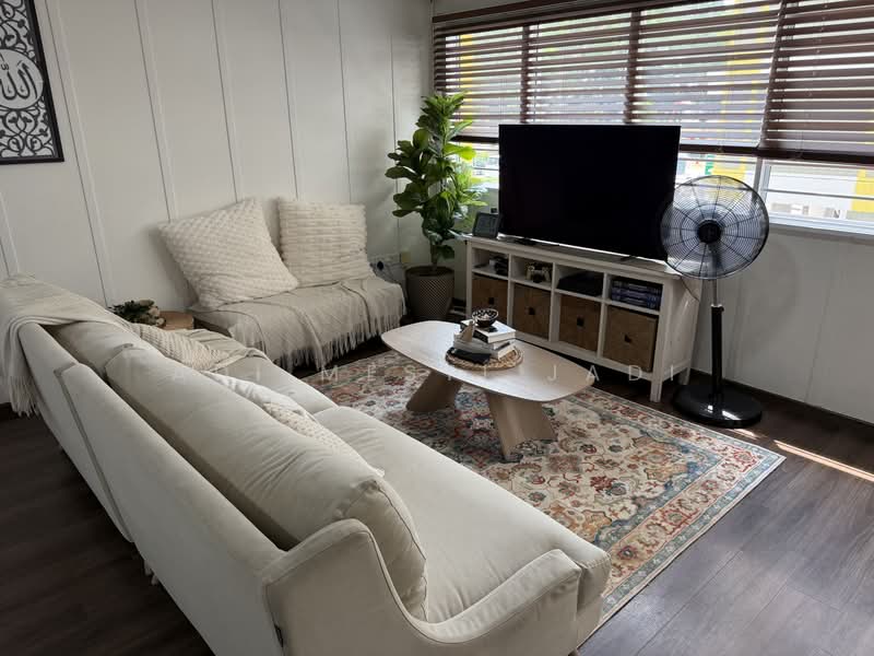 94E Bedok North Avenue 4, 94E Bedok North Avenue 4, 4 Bedrooms, 1,420 sqft, HDB Flat For Sale, by Adi Mesti Jadi, 500228290 - PropertyGuru.com.sg