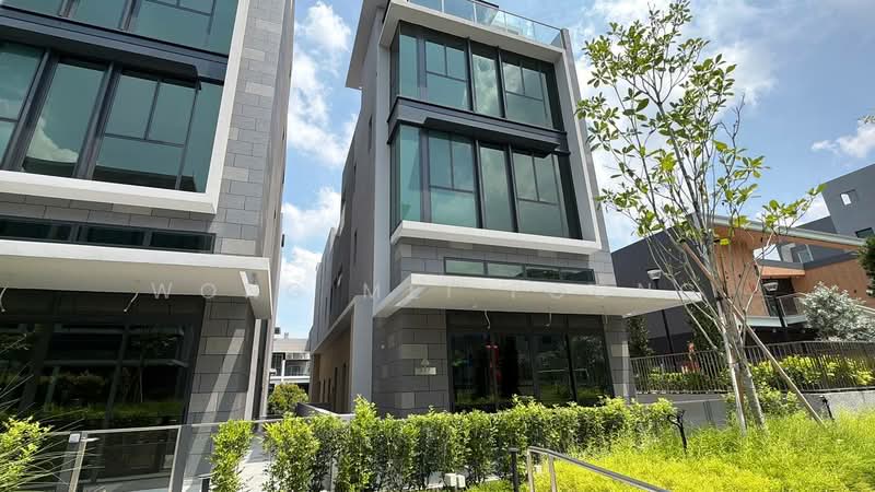 Belgravia Ace, 100 Belgravia Drive, Seletar / Yio Chu Kang, 5 Bedrooms, 4,370 sqft, Semi-Detached House For Sale, by Wong Mei Foong, 500228291 - Exterior - PropertyGuru.com.sg