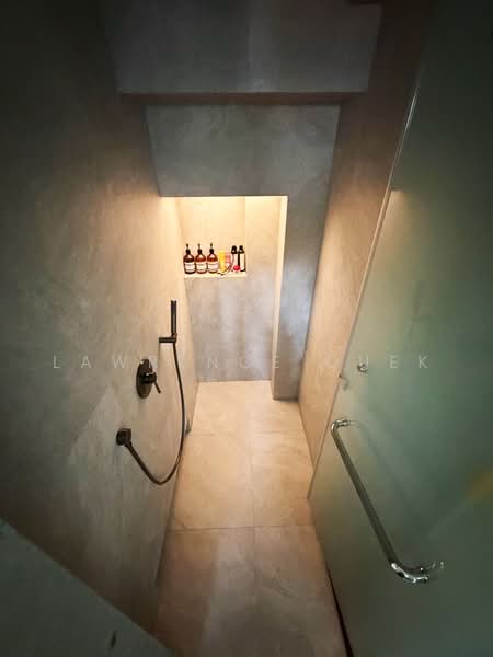 160 Mei Ling Street, 160 Mei Ling Street, 1 Bedroom, 775 sqft, HDB Flat For Rent, by Lawrence Quek, 500228306 - Bathroom - PropertyGuru.com.sg
