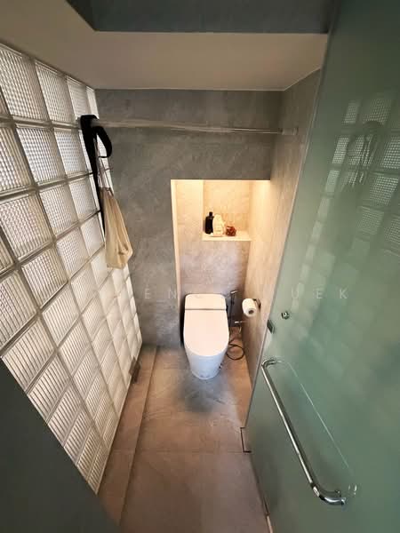 160 Mei Ling Street, 160 Mei Ling Street, 1 Bedroom, 775 sqft, HDB Flat For Rent, by Lawrence Quek, 500228306 - Bathroom - PropertyGuru.com.sg